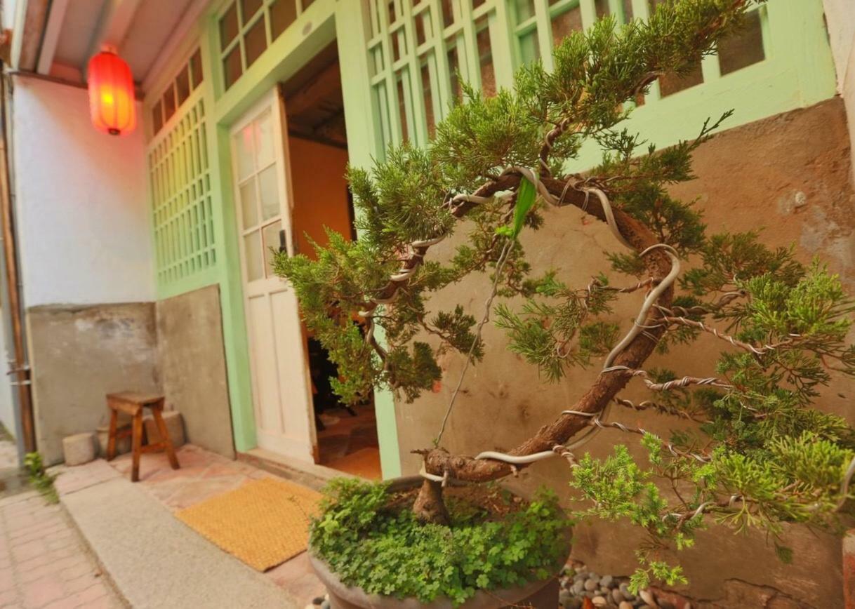 台南赤崁月樓tainan Moon House Inn Exterior foto
